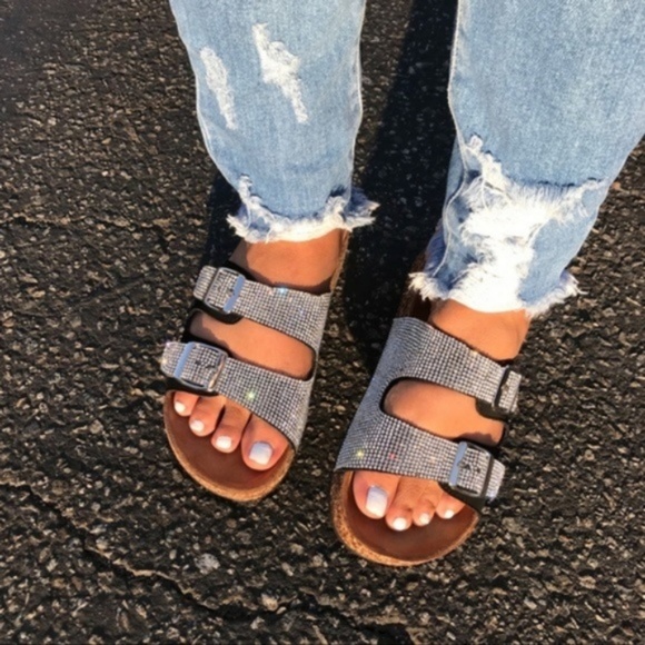 Comfy Double Buckle Embellished Sandals in Black - Picture 7 of 8